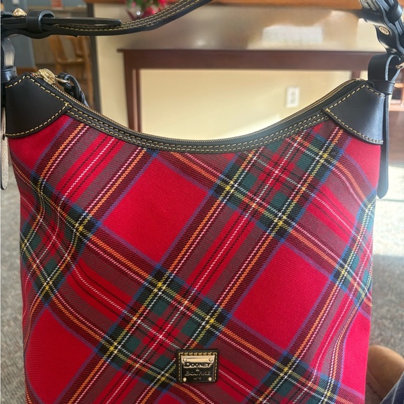 New Dooney & Bourke Large Erica Red Tartan Plaid Bag - Picture 5 of 8